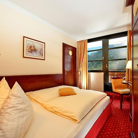 Familienhotel Sonngastein バードガシュタイン エクステリア 写真