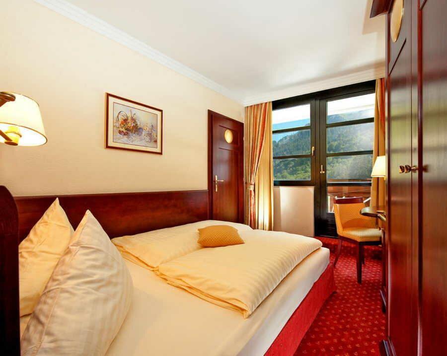 Familienhotel Sonngastein バードガシュタイン エクステリア 写真