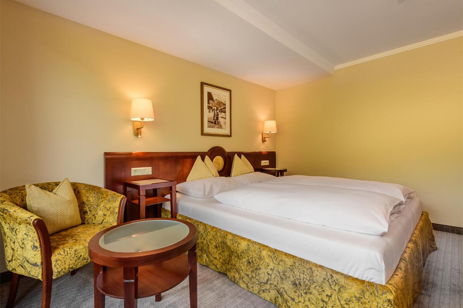 Familienhotel Sonngastein バードガシュタイン エクステリア 写真
