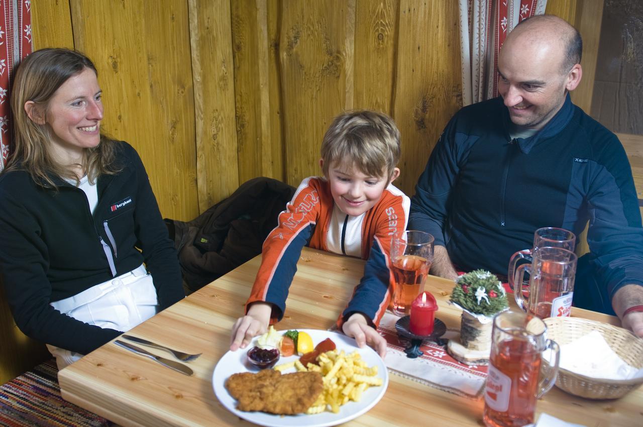Familienhotel Sonngastein バードガシュタイン エクステリア 写真