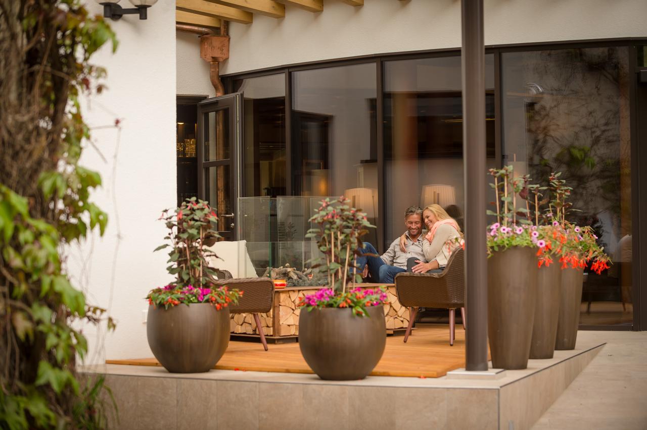 Familienhotel Sonngastein バードガシュタイン エクステリア 写真