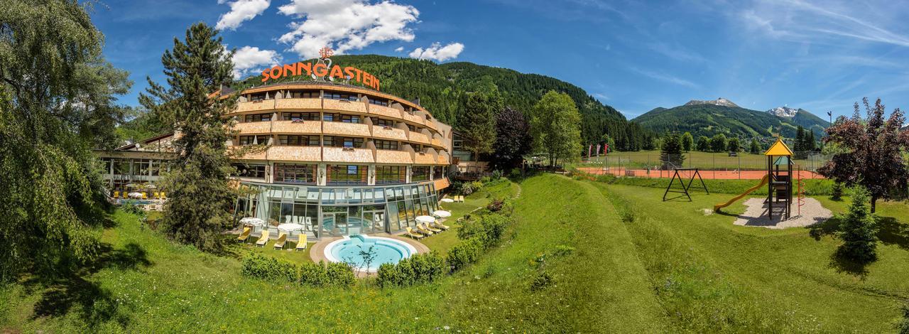 Familienhotel Sonngastein バードガシュタイン エクステリア 写真