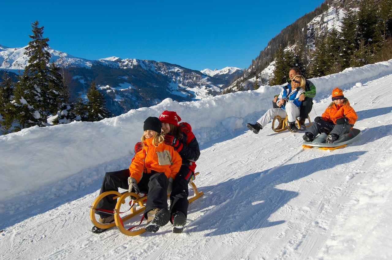 Familienhotel Sonngastein バードガシュタイン エクステリア 写真